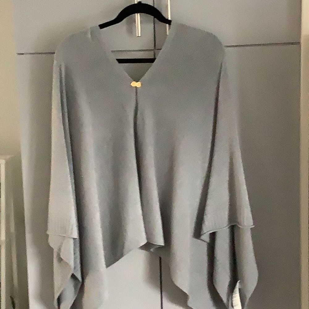 Escada poncho /  cape one size